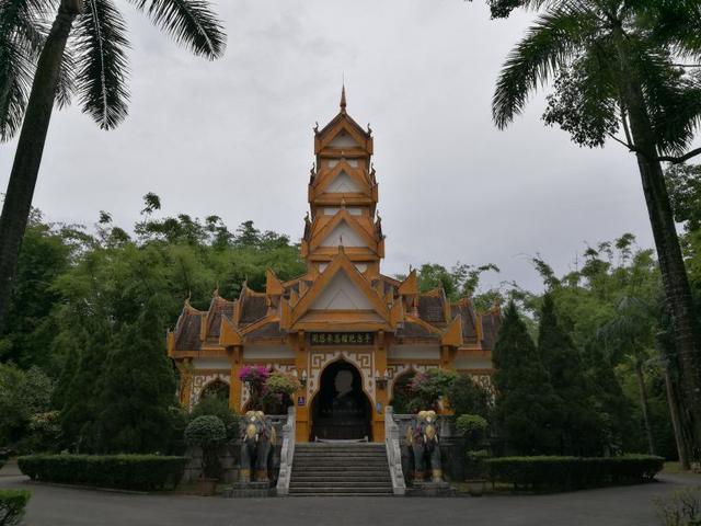 勐巴娜西珍奇园，一个美丽的地方云南德宏芒市（到芒市必玩的一个地方）