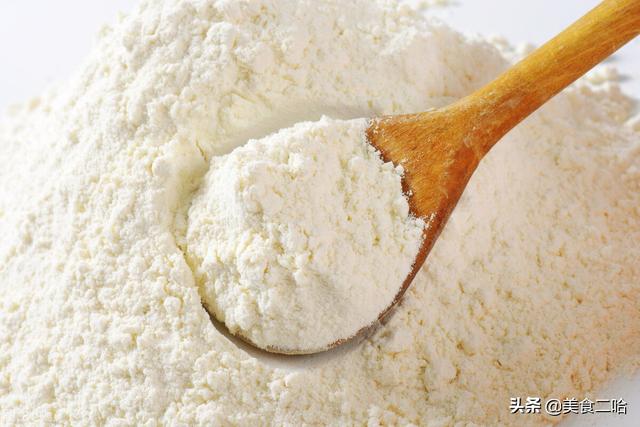 玉米淀粉和生粉的区别，生粉和玉米淀粉有什么不同（各种淀粉的区别）
