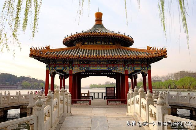 北海公园景点介绍，北海公园旅游攻略（北京周末去哪儿——北海公园）