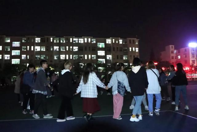 趣味素质拓展游戏策划，素质拓展活动趣味游戏