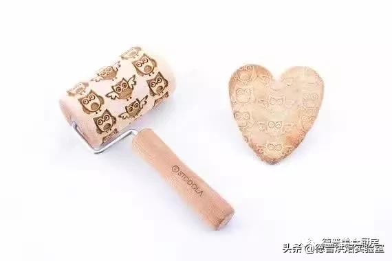擀面杖如何制作，有时候擀面杖也能做出艺术甜品
