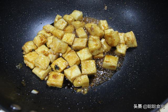 脆皮豆腐做法外酥里嫩特下饭，糖醋脆皮豆腐的家常做法