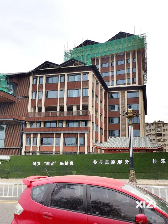 惠州商业步行街，惠州西湖旁一购物中心（惠州大型商业城）