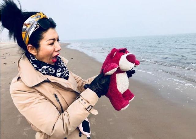 电影制片人唐晓燕现状，唐小雁从东北到北京