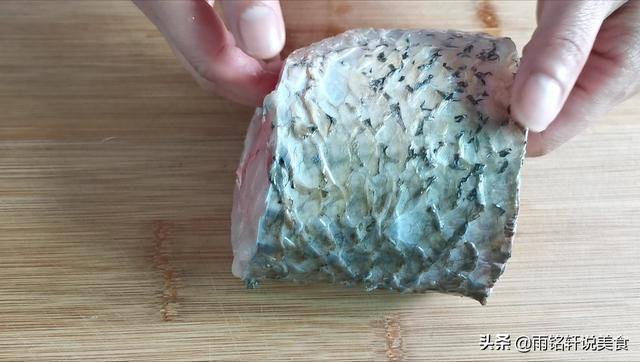 草鱼怎么做才好吃，草鱼怎么做才好吃下饭（没想到草鱼还有这么多种吃法）