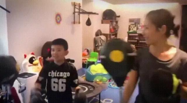 刘涛三个孩子分别是谁的，刘涛母子有多像