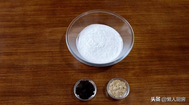 传统老红糖年糕的做法，小时候最爱吃的红糖年糕条