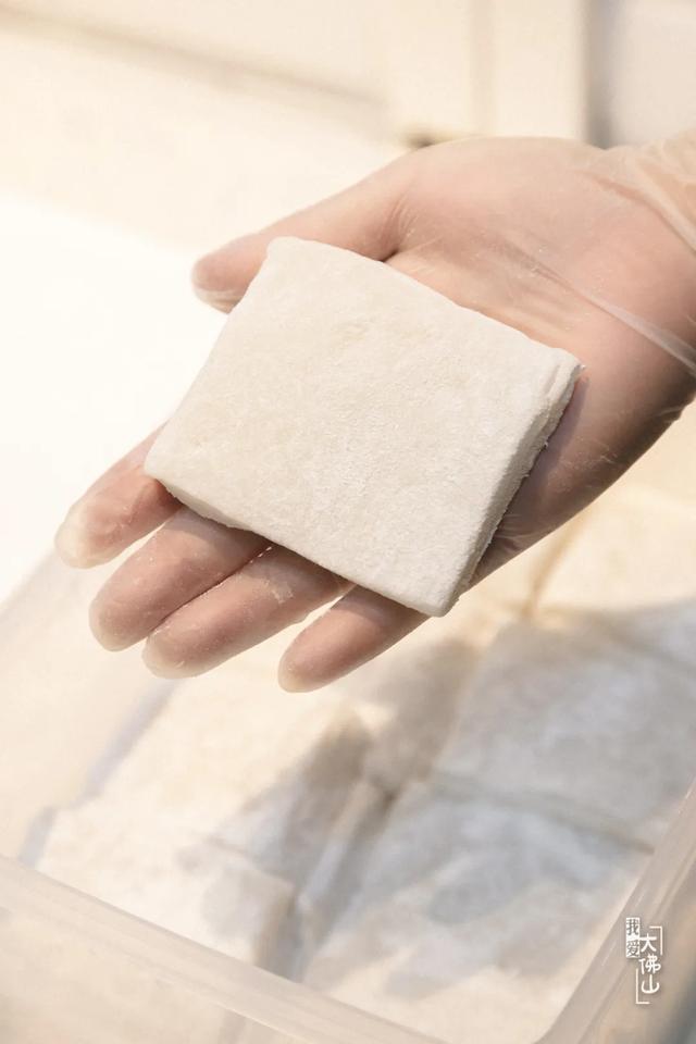 探店1口半个水果，糯米藕探店（贵阳探店\u0026满口水果精华的Ye小野果汁）