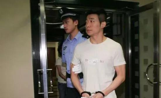 白净被丈夫刺死实况，白静被丈夫杀害了吗