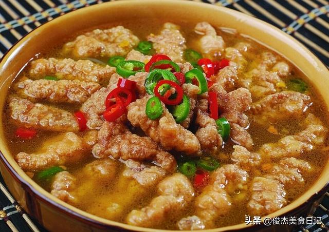 酸汤酥肉做法教程，大厨分享河南特色家常菜酸汤酥肉的技术要点