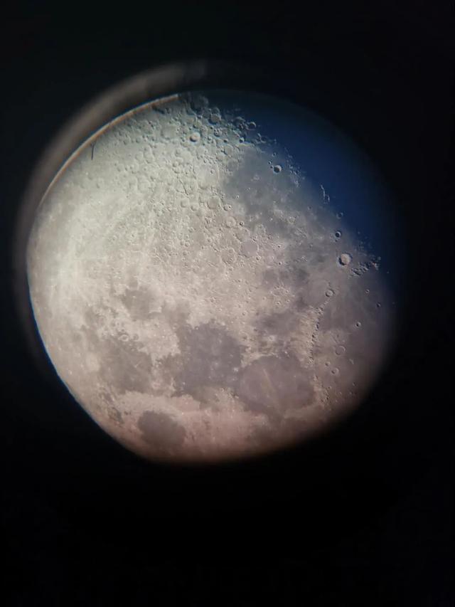 最牛的天文望远镜看月球，牛人花0.03万打造牛顿反射望远镜