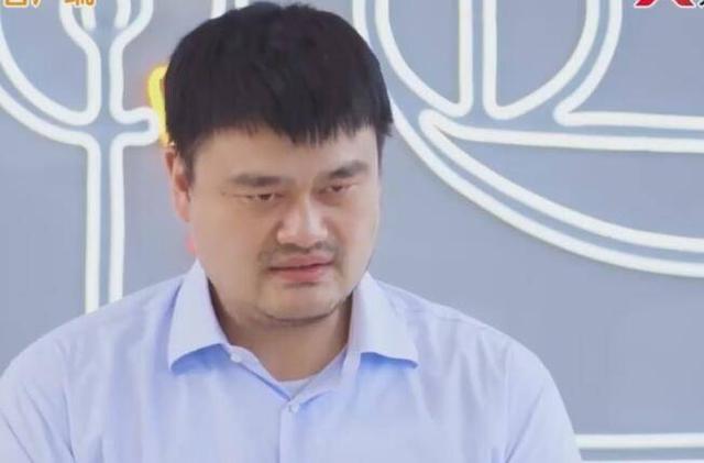 姚明聊肥胖(姚明胖前胖后图片)