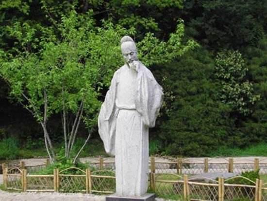 白居易诗歌的理论主张有哪些，白居易的现实主义诗歌理论