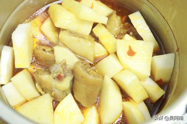 猪尾巴煮多久能熟，猪尾巴怎么煮好吃又简单（卤猪尾巴详细做法<附）