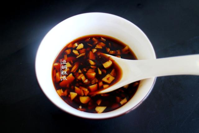 不用油不放鹽，教你3分鍾做蒜香蝦，鮮嫩味美，低脂減肥 熱愛美食 第6张