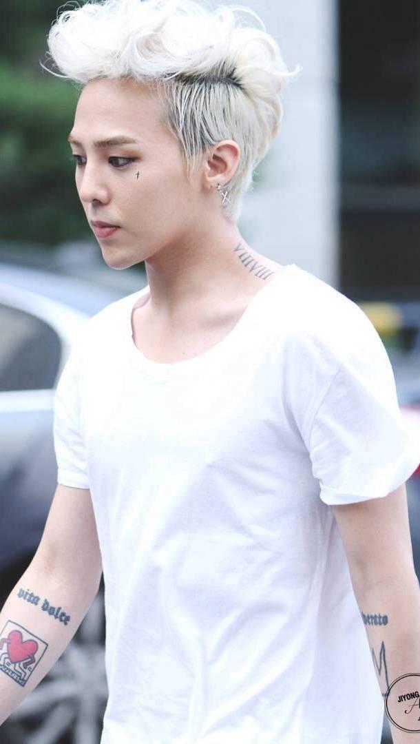 权志龙壁纸高清大图，精选权志龙壁纸36张