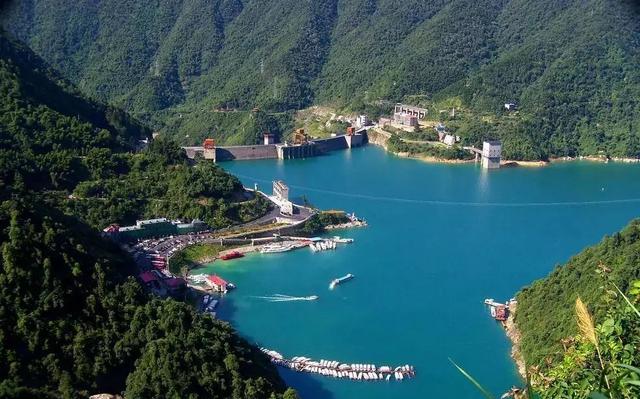 湖南自驾一日游最佳景点，湖南这6条自驾游线路