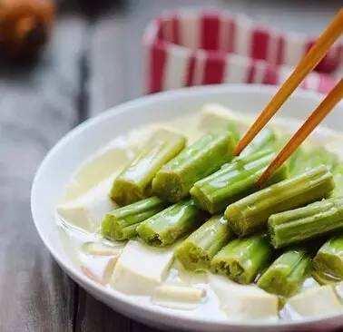 绍兴的特色美食一条街，周末在绍兴逛仓桥直街