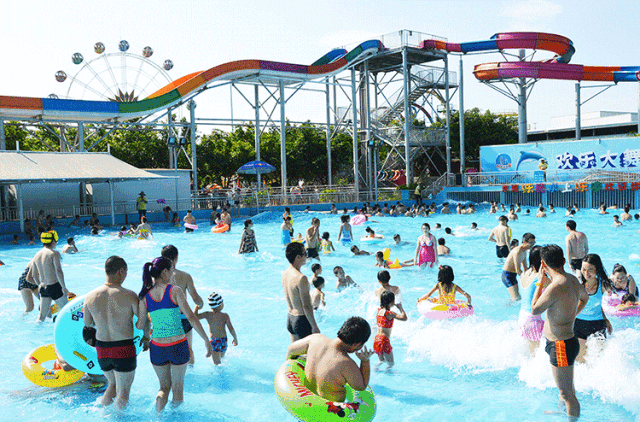 东莞莲花山公园水上乐园，东莞南城水濂山