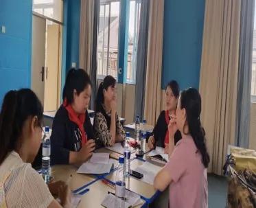 少先队建队日来历简介，大鹏展翅风正举