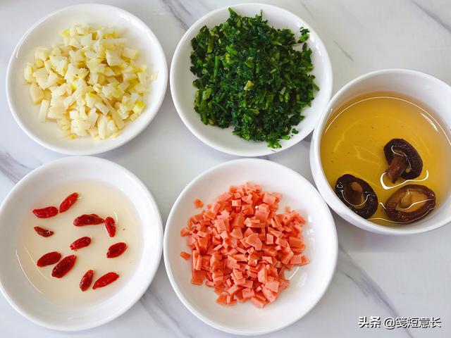 秋天荠菜汤家常做法，吃鱼吃肉不如多喝荠菜汤