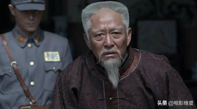 王永泉一人分饰两个角色，《知否》英国公一出场便让观众泪崩
