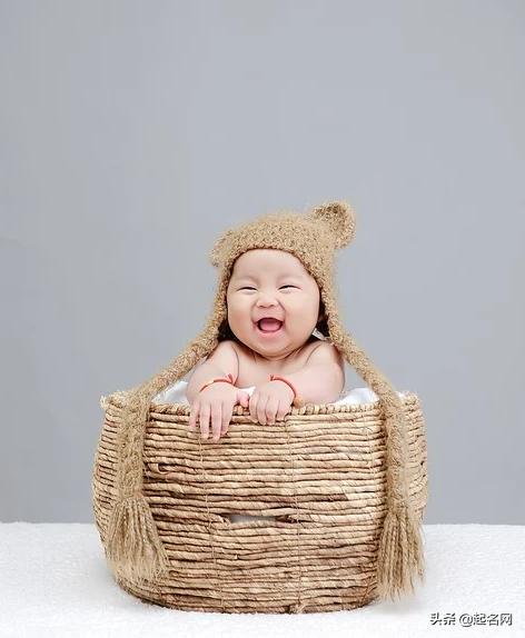 单人旁的字孩子起名字，单人旁的字有哪些