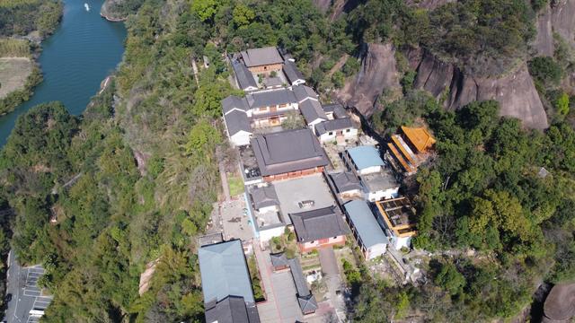 广东第一大省会，曾经是广东省的省会城市