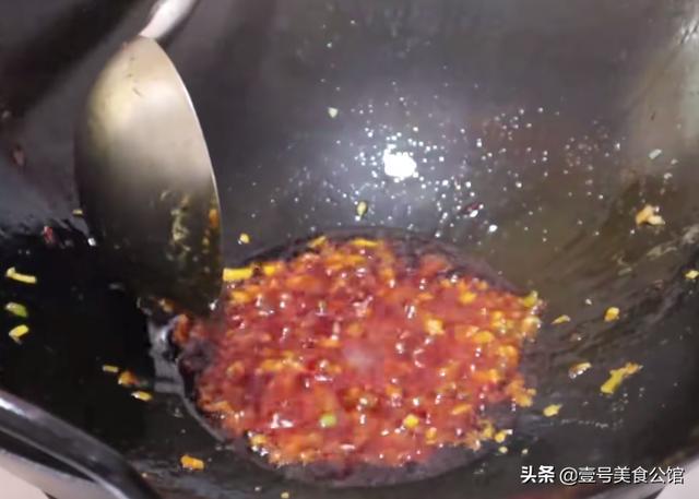 怎样制作鱼香肉丝的酱汁，鱼香肉丝想要做的好吃