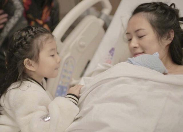 窦靖童同款西装裤，窦靖童登《VOGUE+》八月封面