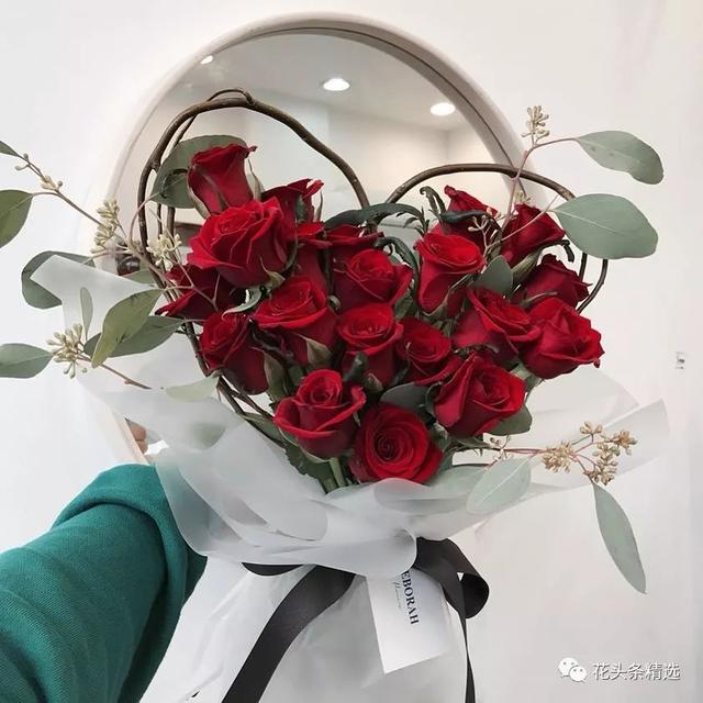 情人节该送男友什么情人节的花礼送这些，一定不会错！