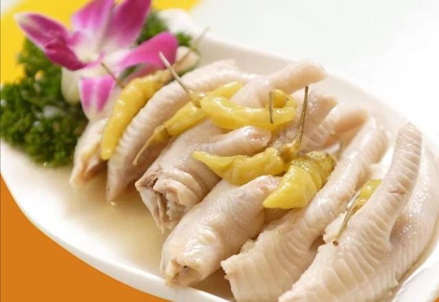 卤凤爪怎么做好吃又简单，鸡爪不知道怎么做好吃