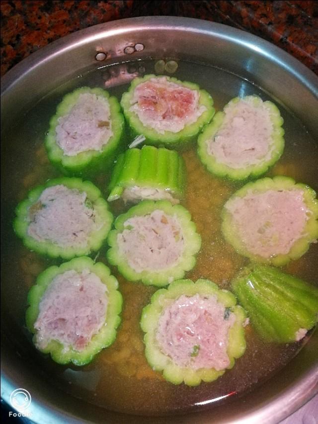 潮汕苦瓜煲怎么做，学学潮汕人的这两道苦瓜汤