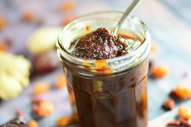 怀姜膏有哪些功效，冬天手脚发凉来试试怀姜膏