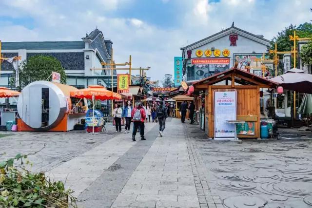 昆明有什么好玩的地方，昆明必打卡30个地方（来昆明旅游值得打卡的这些宝藏地）
