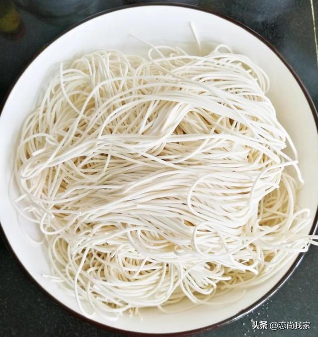 最好吃的秘制凉面做法，凉皮、凉面的秘制配方分享