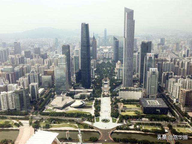 亚洲第一高塔是哪一座，武汉建于1983年的公园