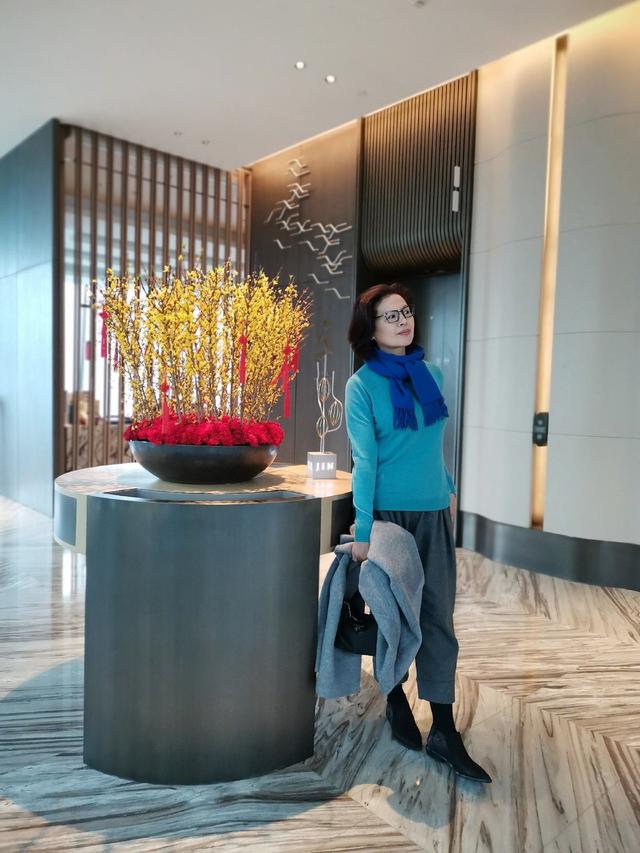 冬季围巾搭配大全，今年围巾正确的打开方式