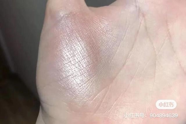 情人节送什么好新年又遇214情人节，选好礼物过年又过节