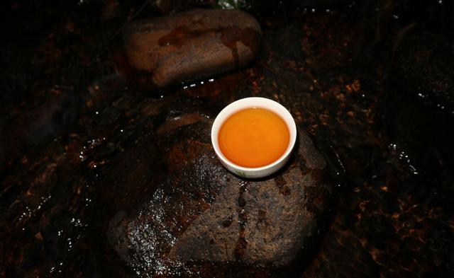 武夷岩茶三坑两涧位置，孕育了绝品岩茶的