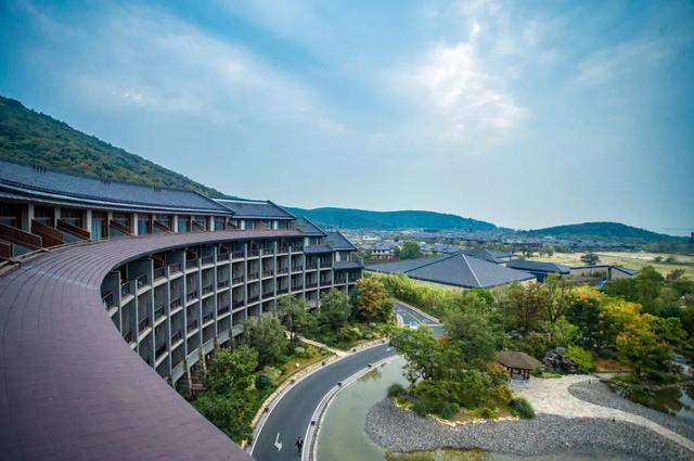 拈花湾攻略必去景点，1600亩拈花湾樱花海