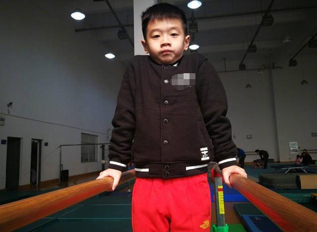 鲁豫有约杨阳洋，杨阳洋长大以后（杨威夫妇曝杨阳洋险夭折）