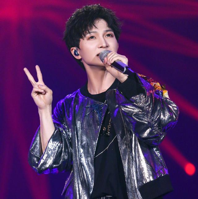 周深成名后有什么变化，出道7年从被淘汰