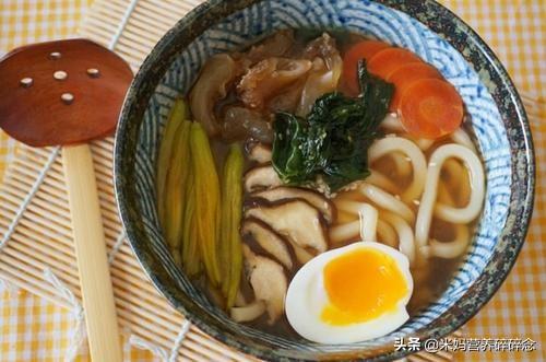 减肥能吃粉丝吗，减肥期间可以吃多少克粉丝（天暖了建议大家：常吃3样）