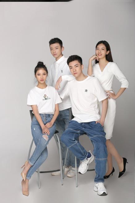 成都艺术中心美术馆，四川国演艺术中心