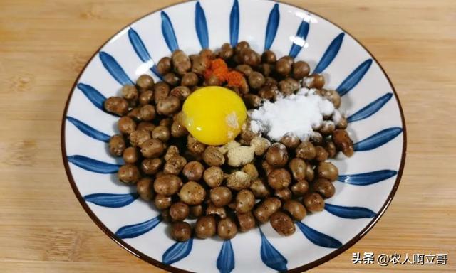 莲藕炒什么好吃，莲藕炒什么菜好吃又营养（记得多加这2样蔬菜）