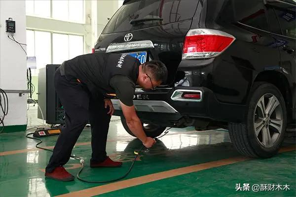 车辆年审新规定8年内免检，汽车年检又改革了