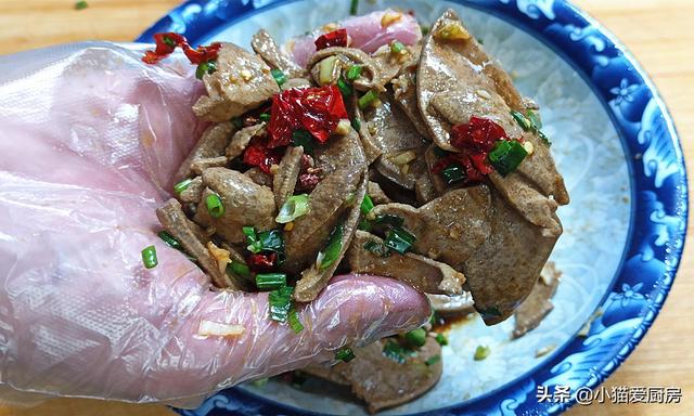 猪肝怎么煮好吃又嫩，猪肝这样做麻辣过瘾（猪肝怎样做才能又嫩又好吃）