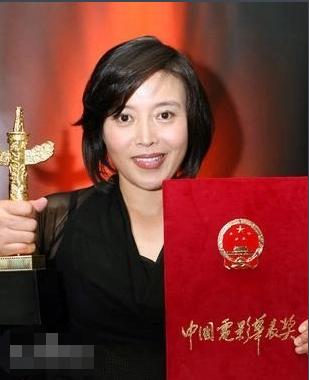 孙红雷与于嘉丽这几年见过面吗，提出和年迈体衰的丁嘉丽分手