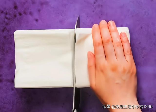 如何快速有效的剥蒜皮，剥大蒜最快的方法